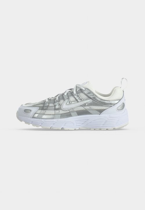Nike P 6000 LACE UNISEX - Trainers - white/photon dust/metallic silver-coloured — photo 2