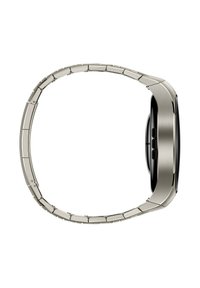 Silberner Metall-Smartwatch mit schlankem Design, abgerundeten Kanten und schwarzem Ziffernblatt. Verfügt über ein flexibles Armband und seitliche Tasten zur Navigation.