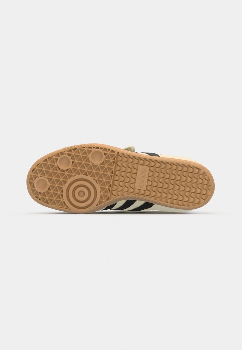 adidas Originals SAMBA JANE - Ballerinaskor med remmar - cream white/core black