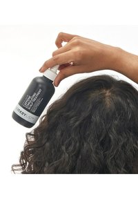 The INKEY List CAFFEINE STIMULATING SCALP TREATMENT - Soin des cheveux