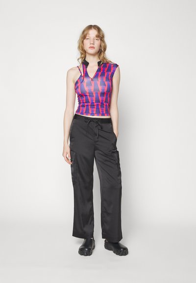 Alexandra Moura RESCUE - Μπλούζα - red/blue