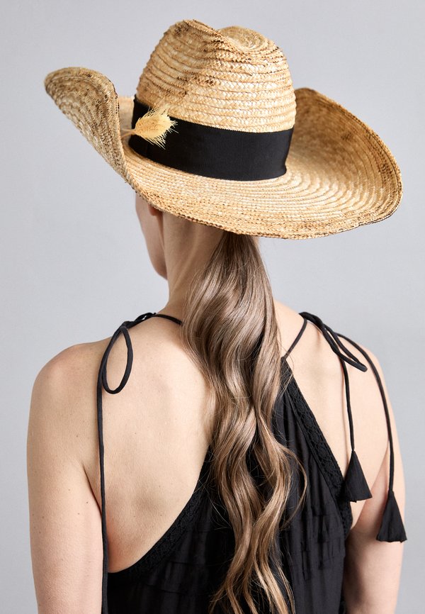 WHEAT SPIKES EMBELLISHED SUNBURNT COWBOY HAT - Hat - natural straw