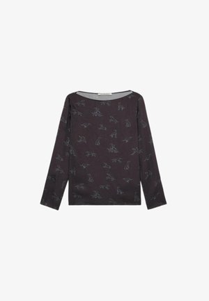 Černá dlouhá rukávová košile vyrobená z jemné látky, s jemným vzorem světle modrých siluet zvířat po celém povrchu. Kulatý výstřih.