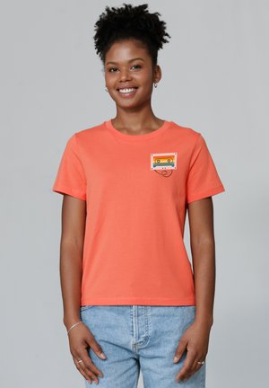 watapparel RAINBOW CASSETTE - T-Shirt print - fiesta