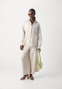 Marc O'Polo BLOUSE LONG SHAPE LONG VOLUME SLEEVES CHEST POCKET - Button-down blouse - multi