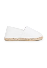 Espadrille en toile blanche avec un bout arrondi, semelle en jute naturel et couture visible le long du bord. Design simple à enfiler.