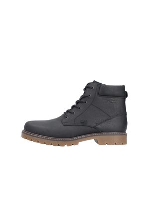 Botas de tobillo de cuero negro con punta redonda, diseño de cordones con seis ojales, acentos cosidos y un acabado texturizado. La suela es resistente y de goma.