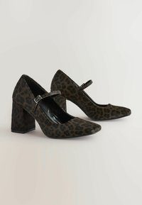 FOREVER COMFORT SQUARE TOE BLOCK HEEL MARY JANE  - Pumps - leopard