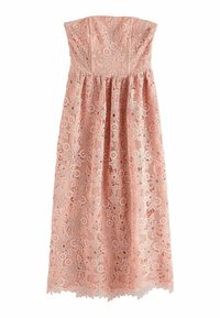 Strapless klänning i ljusrosa spets med blommönster, med en figursydd överdel och en utsvängd kjol, med en scalloped fåll.