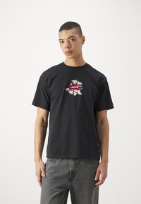 Levi's® VINTAGE FIT GRAPHIC - Marškinėliai su spaudiniu - lse_batwing badge floral caviar