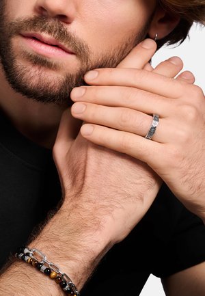 THOMAS SABO, RING FACETTIERTE FORM UNISEX - Ring - silberfarben schwarz
