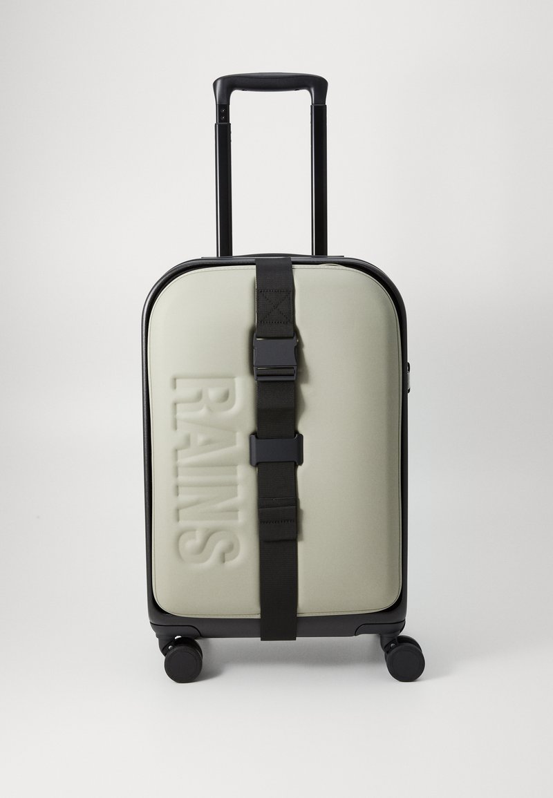 Σκληρή βαλίτσα σε ανοιχτό πράσινο χρώμα με ματ φινίρισμα, μαύρα αξεσουάρ, ρυθμιζόμενο λουρί και ομαλά ροδάκια για εύκολη μεταφορά.