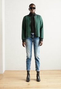 Scotch & Soda REVERSIBLE QUILTED - Bomber jakna - amsterdam green