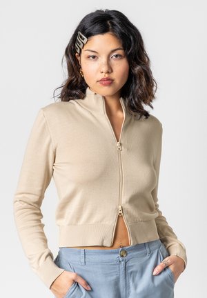 trueStory Strickjacke - sand