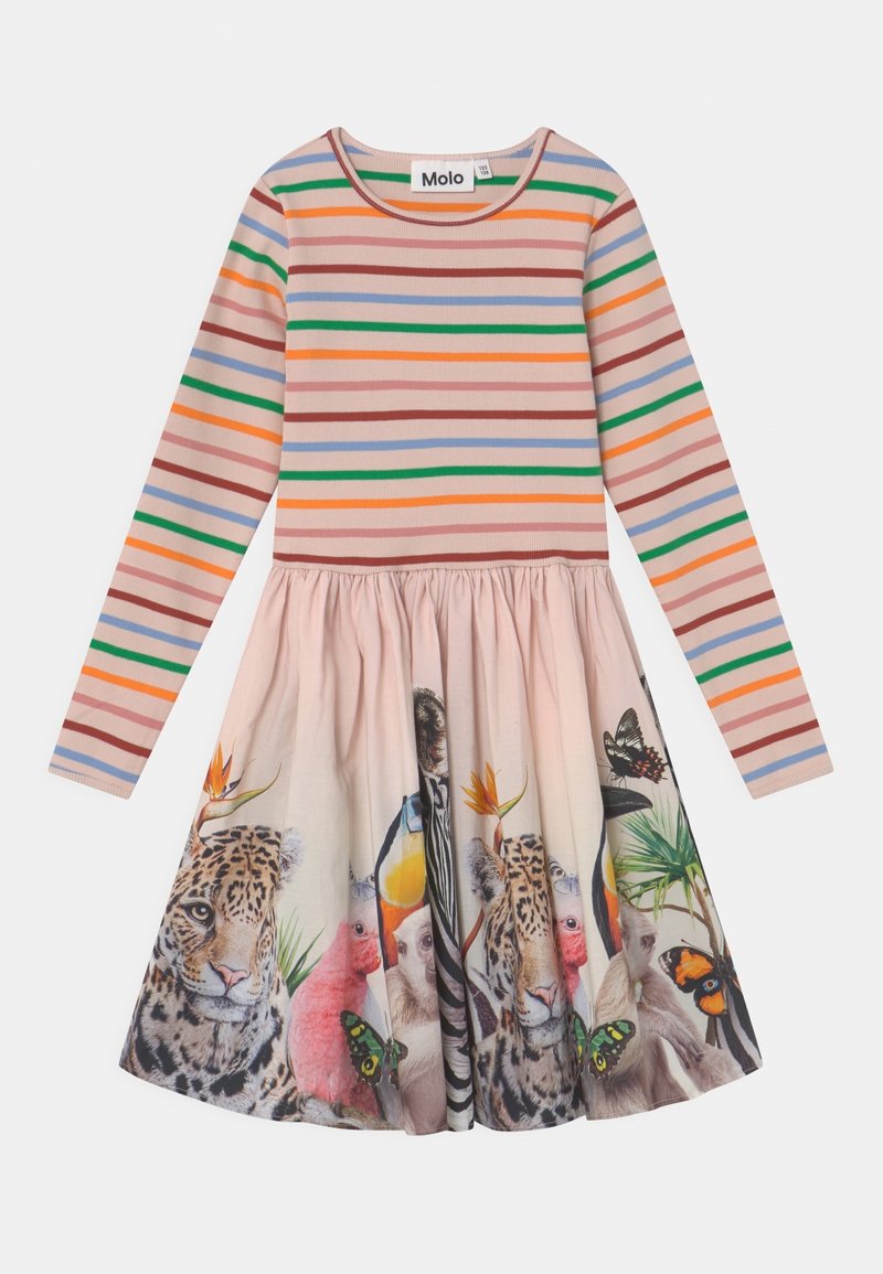Robe pour enfants à manches longues avec des rayures horizontales colorées sur le haut et une jupe ornée d'animaux de la jungle, d'oiseaux et de papillons détaillés.