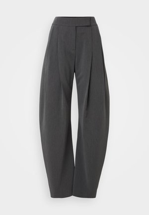 Pantaloni a vita alta e gamba larga in tessuto grigio scuro con una texture liscia, caratterizzati da pieghe frontali e una vestibilità su misura.
