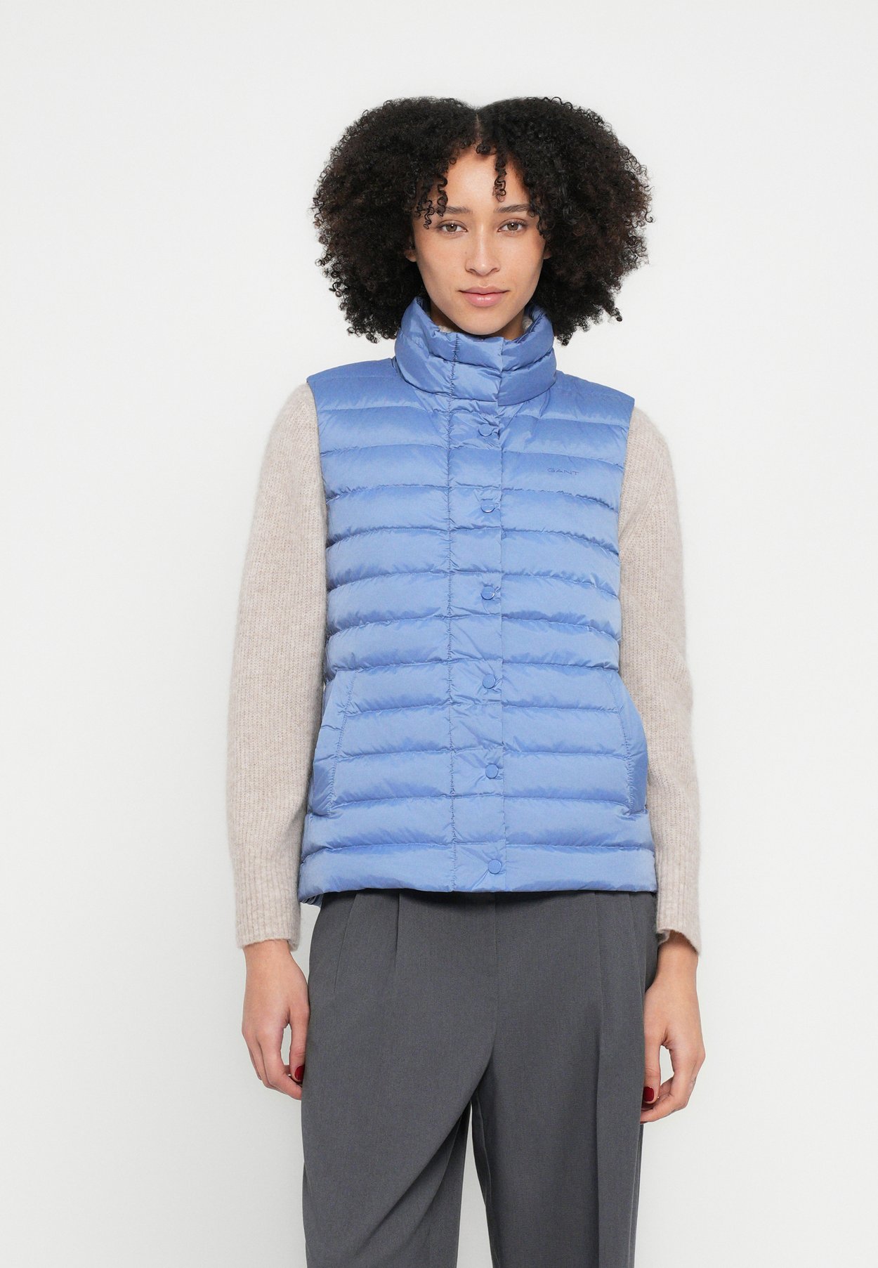LIGHT VEST