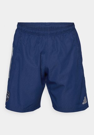 Morske plave atletske kratke hlače izrađene od laganog materijala, s elastičnim pojasom, bočnim džepovima i Adidasovim logotipom na donjem desnom dijelu.