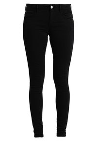 Schwarze, schmale Jeans aus dehnbarem Denim; mit einem Fünf-Taschen-Design, Knopfverschluss und einer glatten, gleichmäßigen Textur.