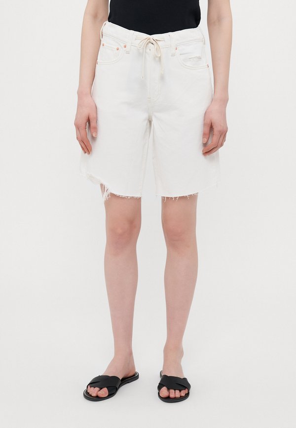 LOOSE BERMUDA - Denim shorts