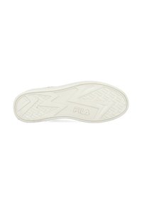 Witte rubberen sneakerzool met textuur en grip, voorzien van een zigzagpatroon en het "FILA"-logo. Gladde afwerking met duurzame constructie.