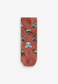 Rödbruna besättningsstrumpor med upprepade mönster av Darth Vader, Stormtrooper-hjälmar och Boba Fett i grönt. Tillverkade av mjukt och elastiskt material.
