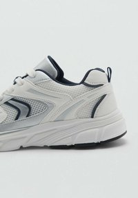 Mango Kids Trainers - white