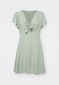 Unselected, washed green