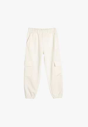 Weiße Cargo-Hosen aus weichem Stoff mit einem elastischen Bund, umgekrempelten Knöcheln und zwei seitlichen Taschen. Einfaches, sauberes Design.