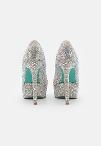 Blue by Betsey Johnson BLISS - Scarpe con plateau - silver-coloured