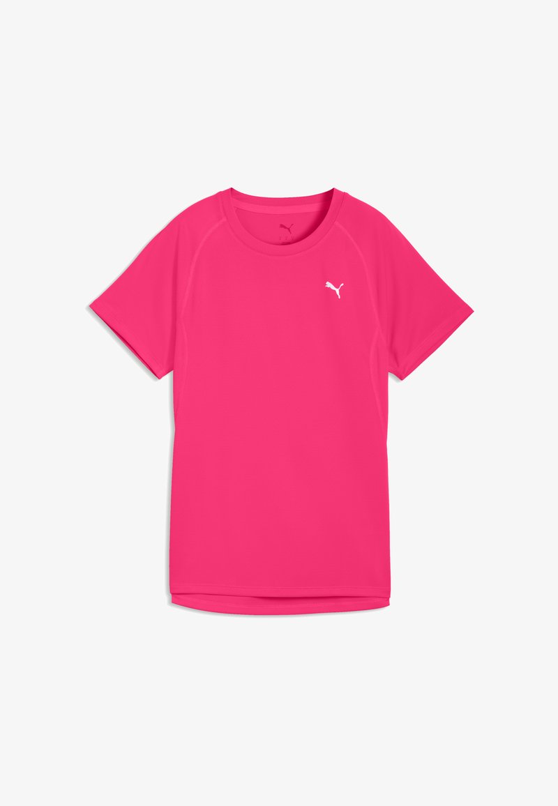 Φωτεινό ροζ αθλητικό κοντομάνικο με στρογγυλή λαιμόκοψη και μικρό λευκό λογότυπο Puma στο πάνω αριστερό μέρος του στήθους.