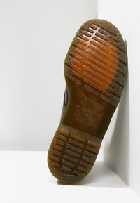 Dr. Martens  UNISEX ciemnoczerwony