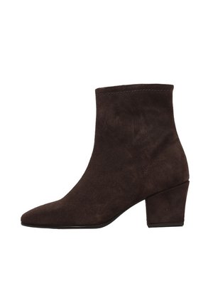 Sandra Fontán, VERNIS - Botines - brown