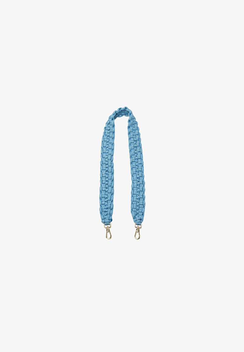 Sangle en nylon bleu tressé avec des clips en métal doré à chaque extrémité. Design flexible et texturé, adapté aux sacs ou aux accessoires.