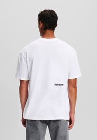 KARL LAGERFELD OVERSIZED RUE ST-GUILLAUME WASHED - T-shirt print - white