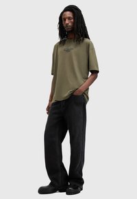 AllSaints BONES CREW - T-shirt med print - green
