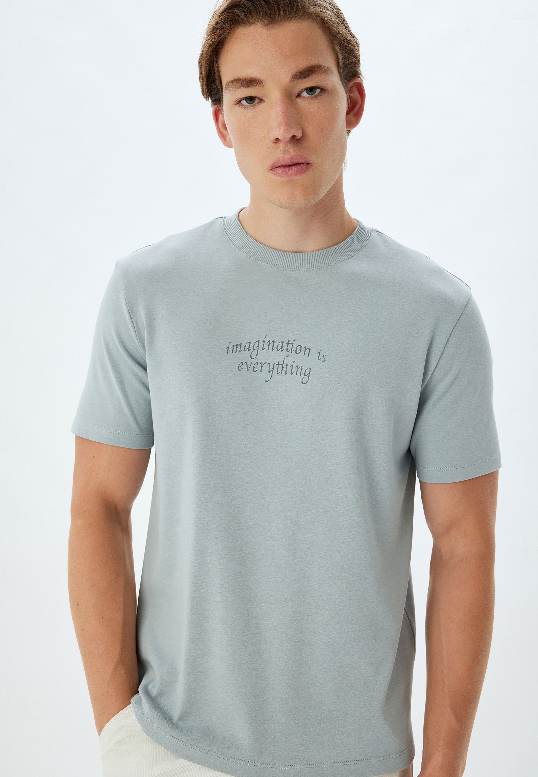 T-Shirt Uomo Koton Con Slogan Stampato | Girocollo Bianco | Cotone Morbido | Maglietta Casual Per Estate