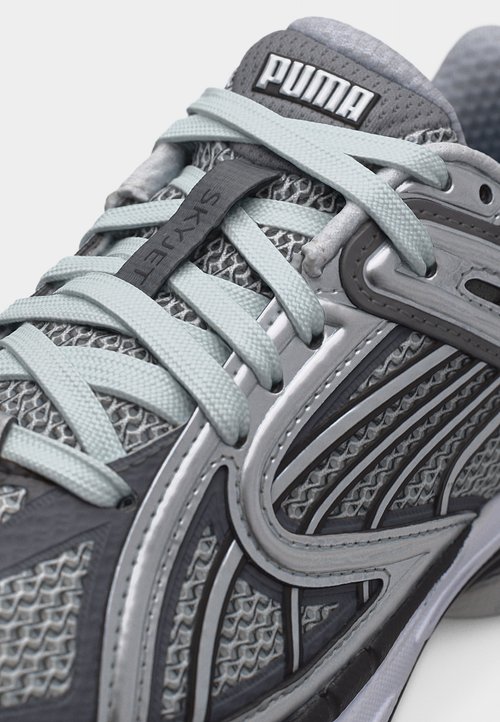 PUMA SKYJET PRISCO JR UNISEX - Trainers - silver-coloured/black/glacial gray — foto 7