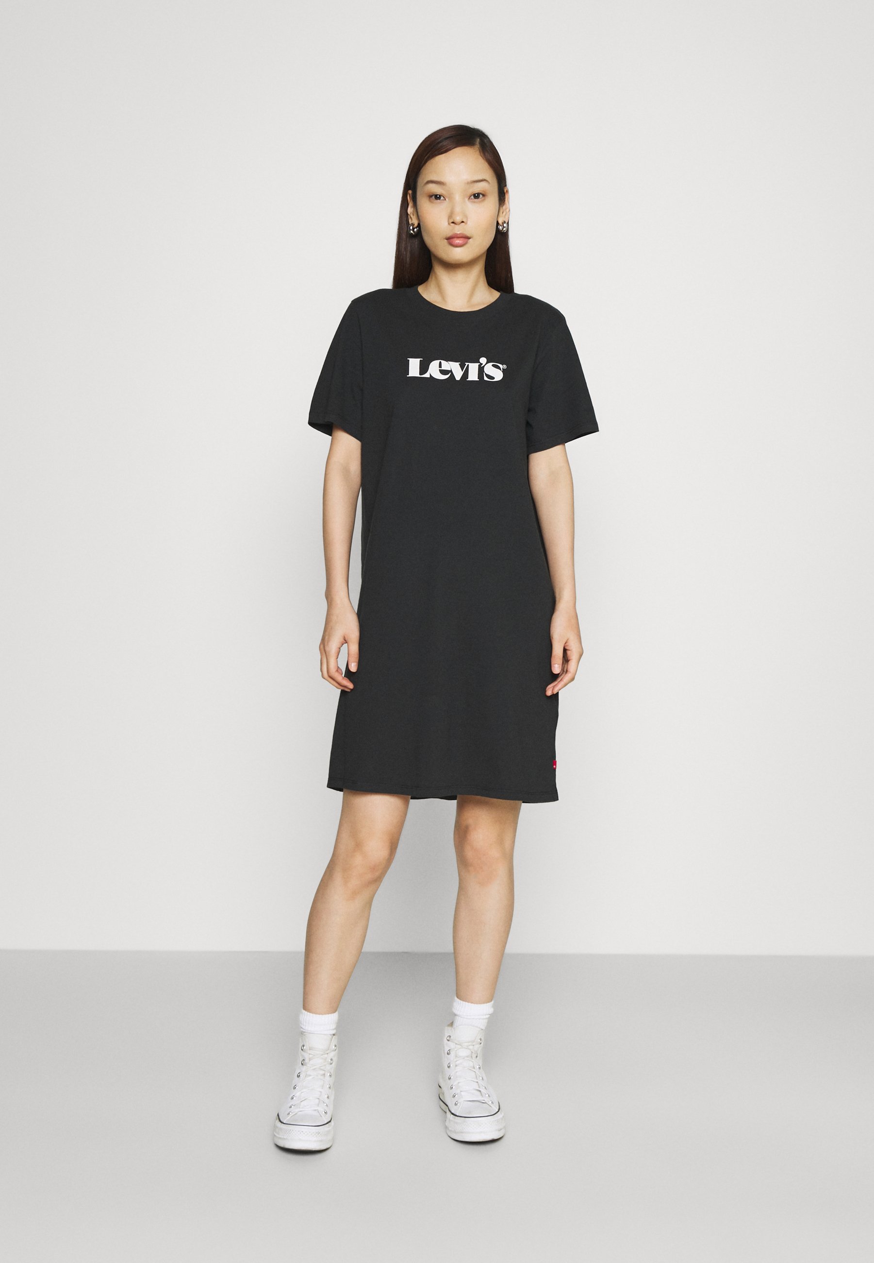 robe tee shirt levis