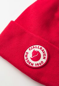 Fjällräven KIDS 1960 LOGO UNISEX - Pletena kapa - true red