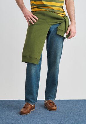 - Jeansy Straight Leg