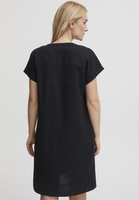 Oxmo OXANETTE - Dnevna obleka - black