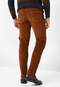 BRAX STYLE CADIZ - Stoffhose - hazel