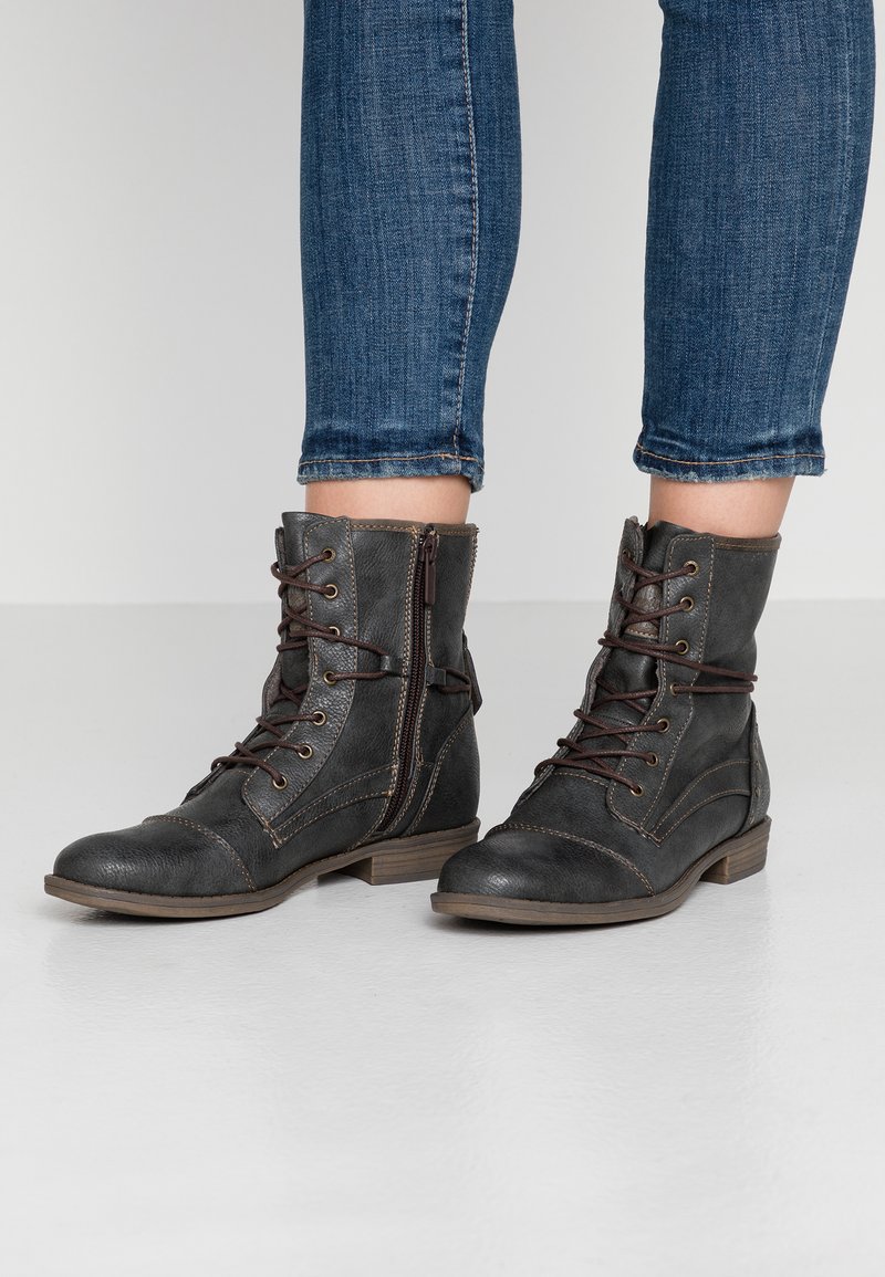 Mustang Botine cu șireturi - anthracite