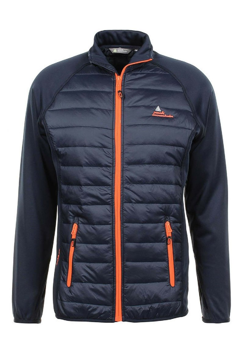 Veste rembourrée bleu marine avec fermeture éclair et accents orange. Comprend des poches latérales zippées et un col montant. Fabriquée à partir d'un matériau léger et lisse.