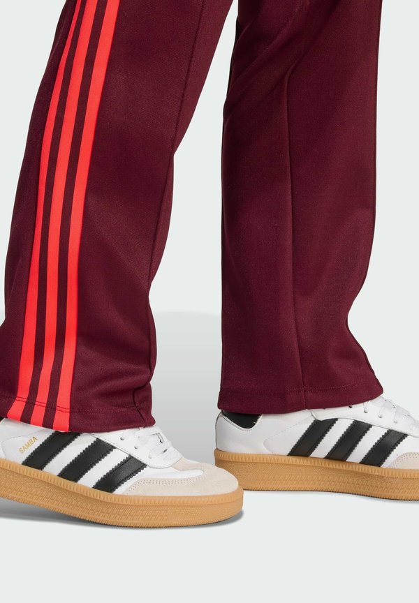 GRAPHIC - Tracksuit bottoms - maroon3