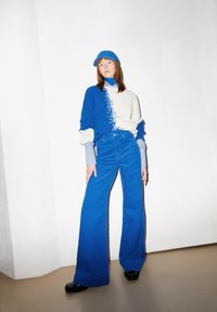 ARMEDANGELS MIYAAR  - Strickpullover - warm blue oatmilk