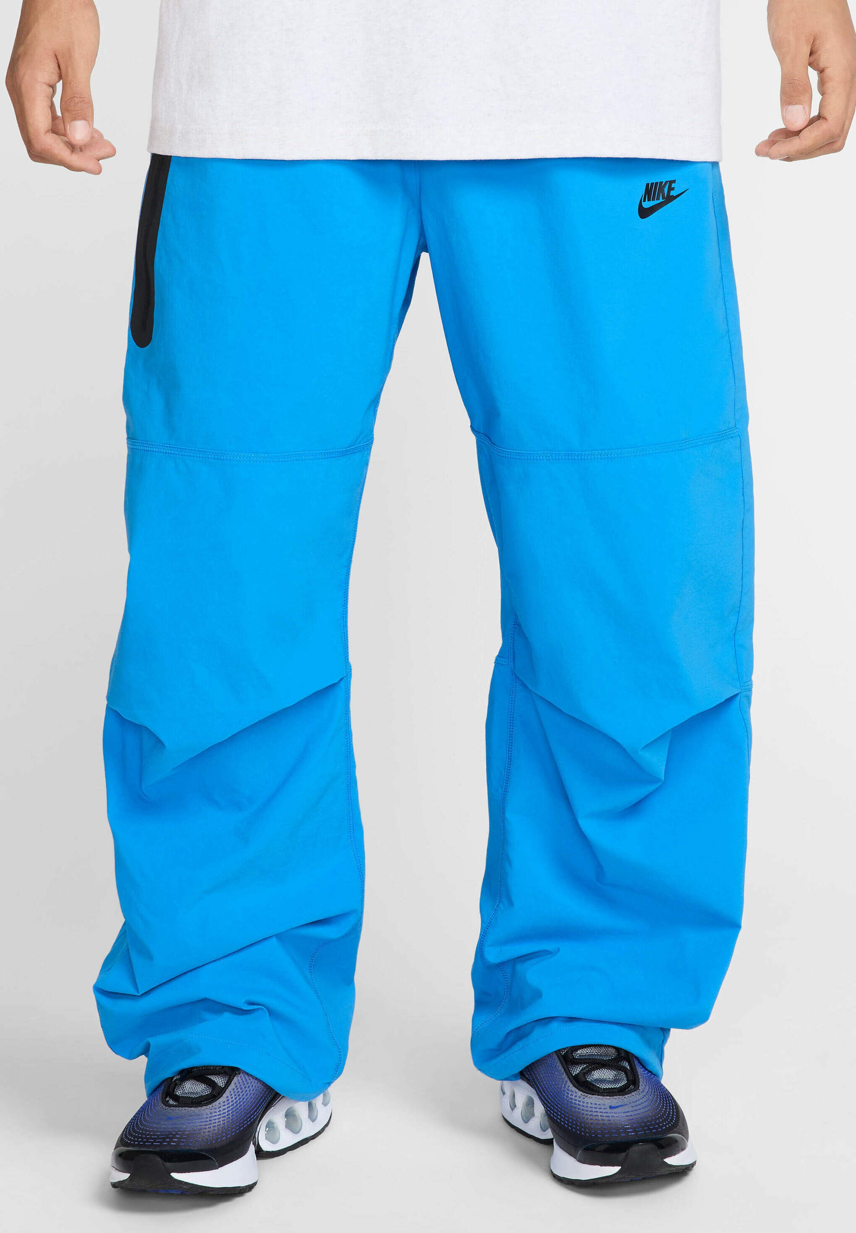 Nike Sportswear TECH WOVEN - Jogginghose - light photo blue/blau - Zalando