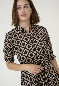 Kaffe KAVELANA - Maxi šaty - black deep feather g chestnut