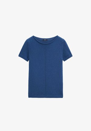 Blauer kurzärmeliger Strickpullover mit rundem Halsausschnitt und dezentem vertikalem Nahtdetail an der Vorderseite, vor weißem Hintergrund dargestellt.